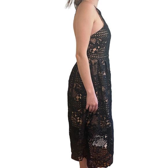 Elliatt Black Lace A Line Fit & Flare Midi‎ Dress Sz M - Picture 3 of 5